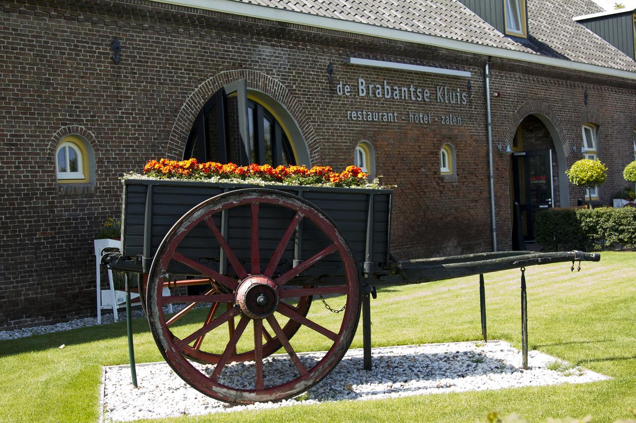 Herberg De Brabantse Kluis Aarle-Rixtel Екстериор снимка